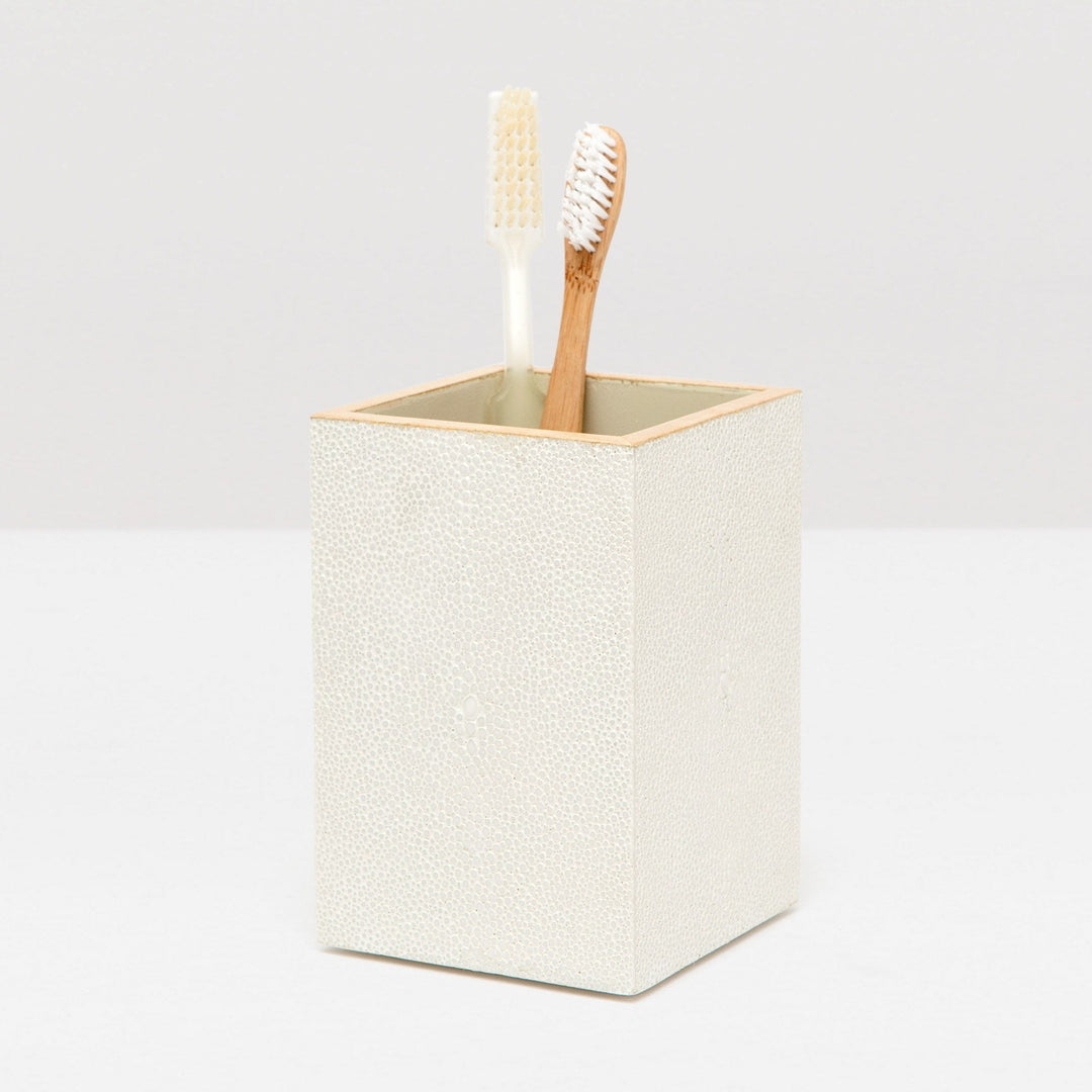 manchester collection bath accessories snow 4