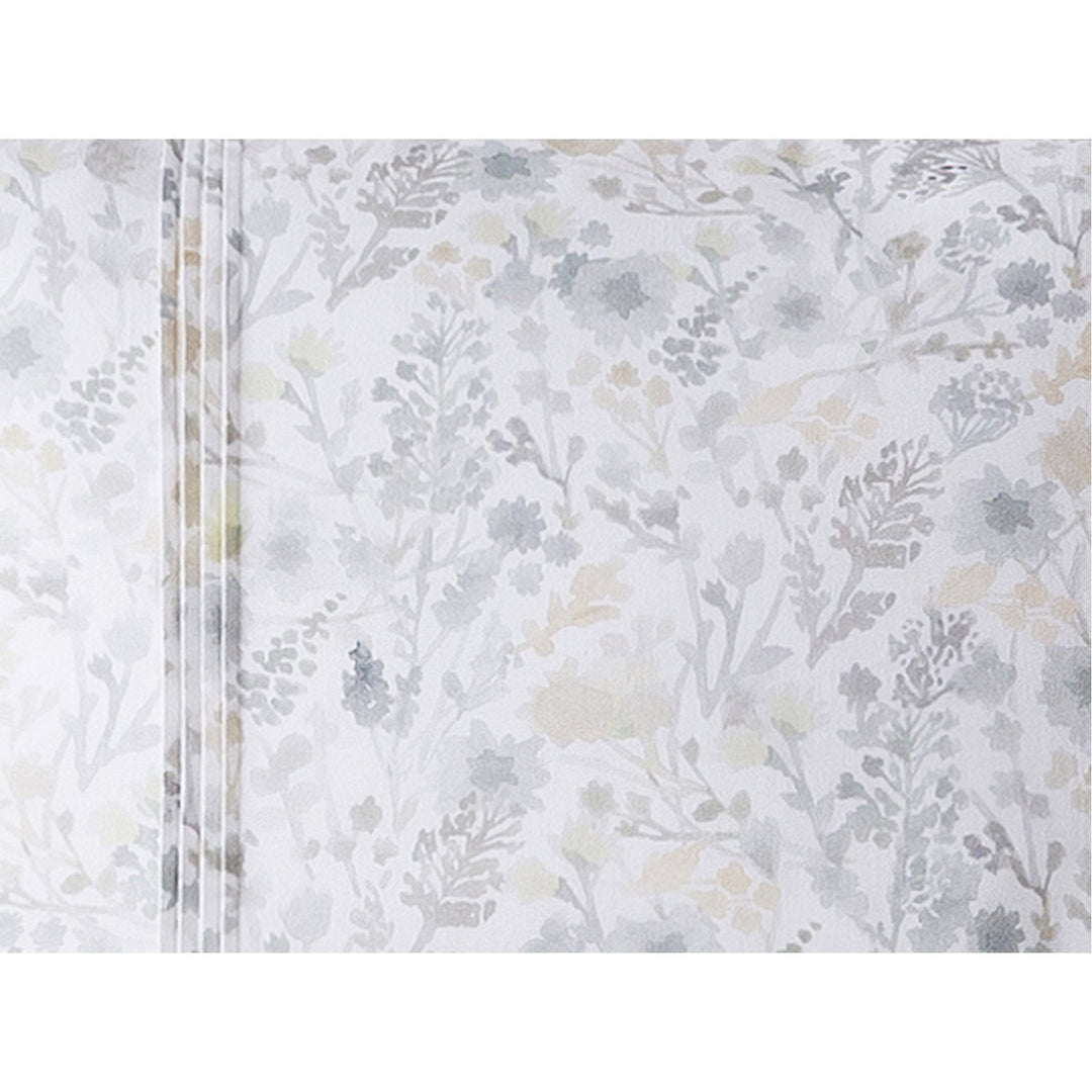 Aria AIA-1001 Bedding in White & Sea Foam by Surya