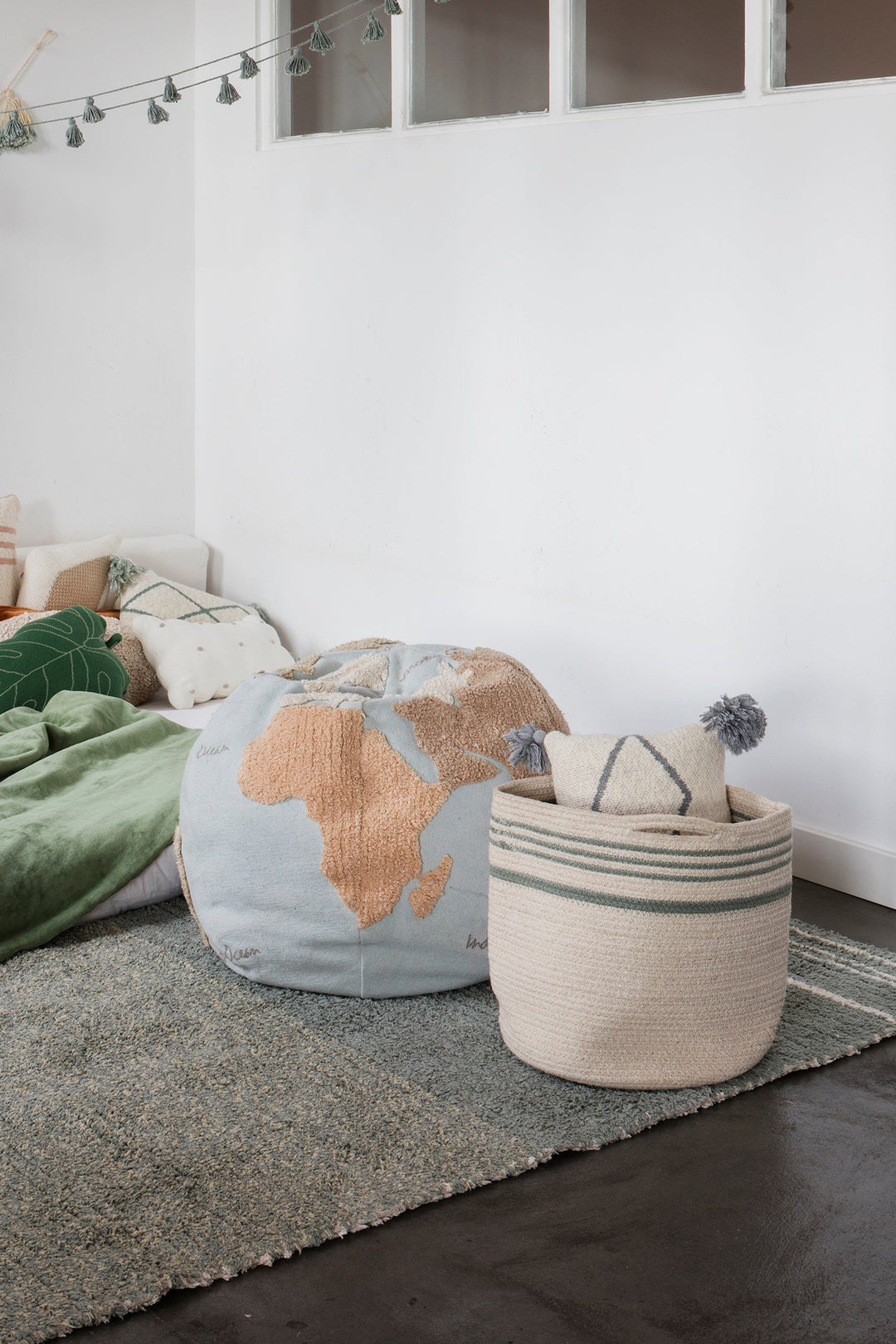 basket twin by lorena canals bsk twin amb 28