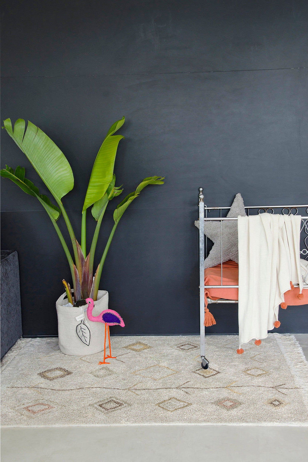 kaarol earth washable rug by lorena canals c kaa nat 10