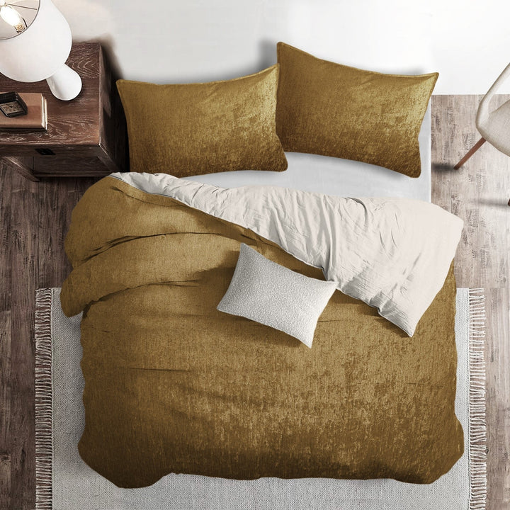 Juno Velvet Gold Bedding 5