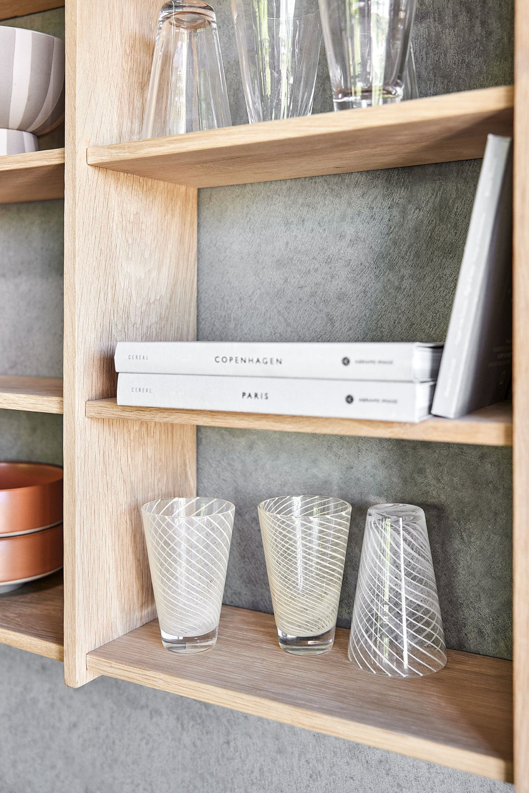 Yuka Groove Glass Set in Yellow 3