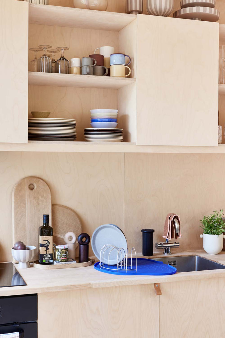 mio dish tray in optic blue 3