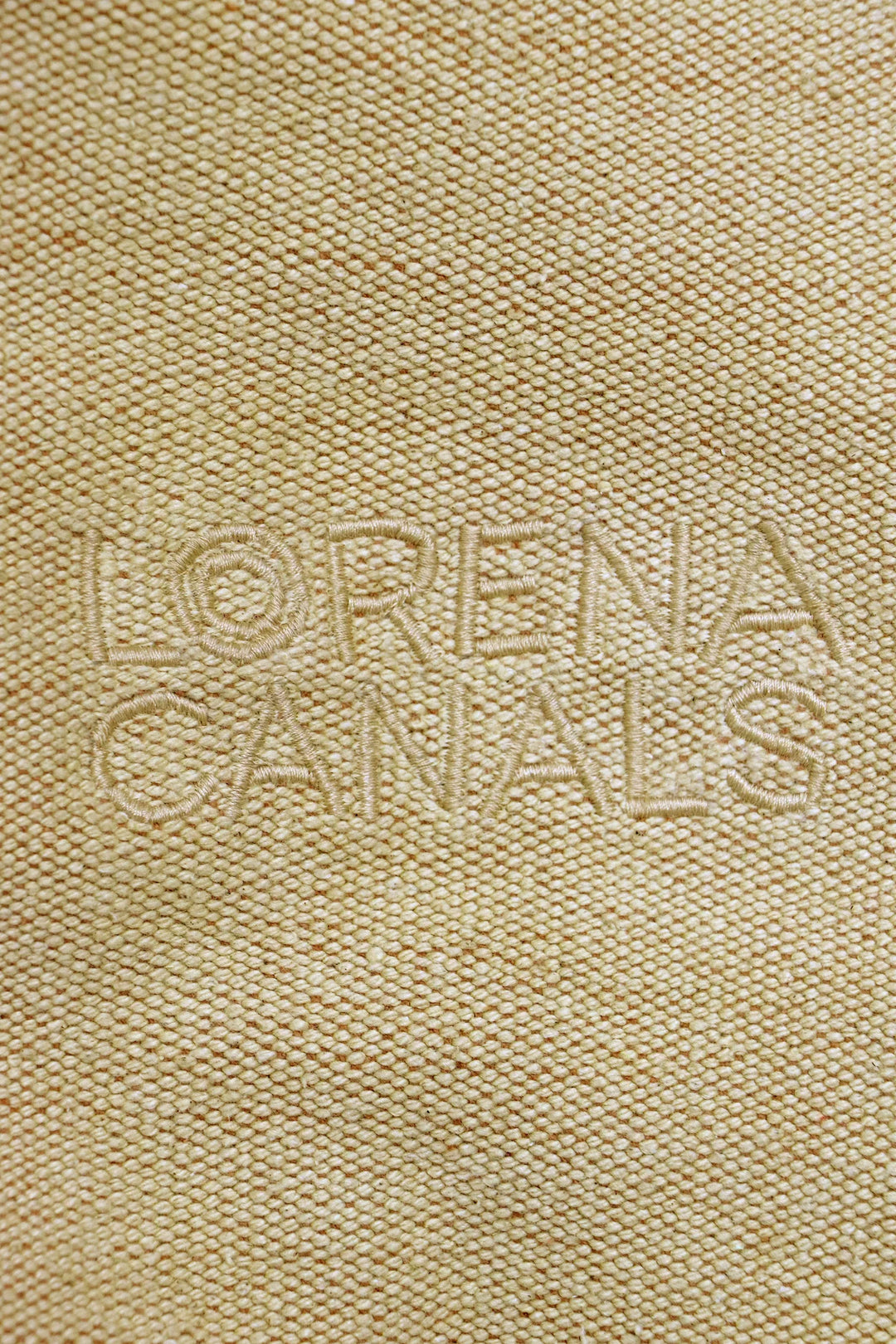 Cleo Pouf Lorena Canals P Cleo Bsg 14