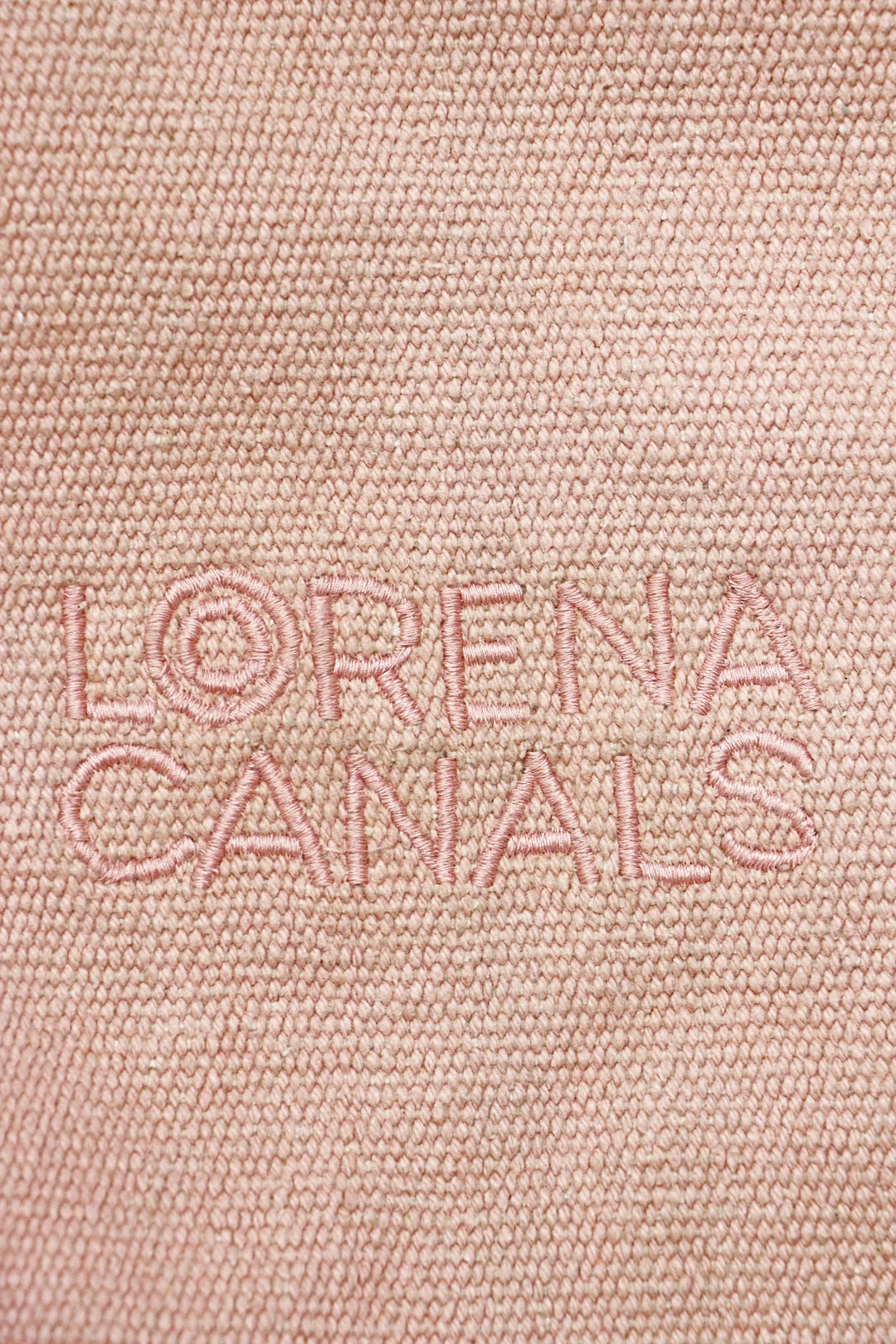 Cleo Pouf Lorena Canals P Cleo Bsg 18