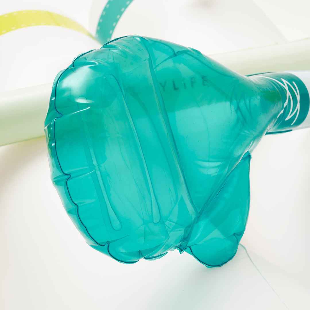 inflatable boxn bag citrus aq by sunnylife s2pboxbg 2