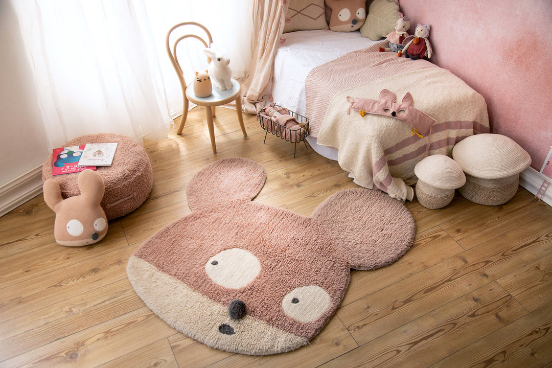 Miss Mighty Mouse Knitted cushion 12