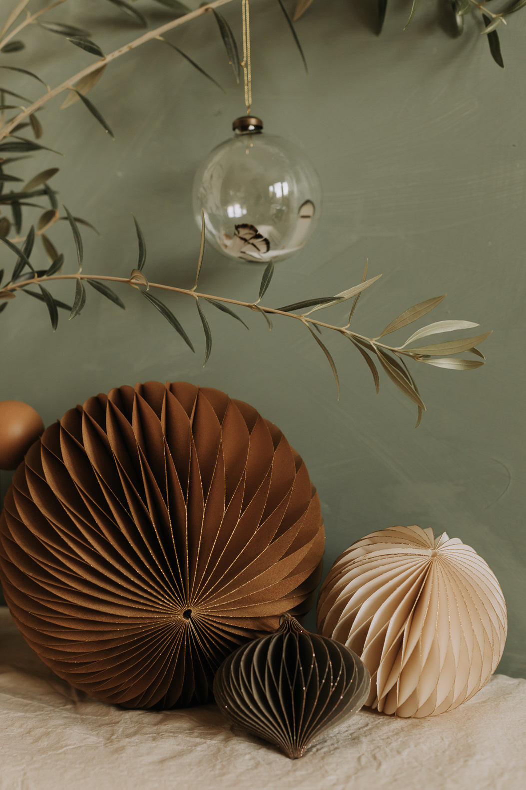 wish paper deco 9 ball ornament gold in 7080 2