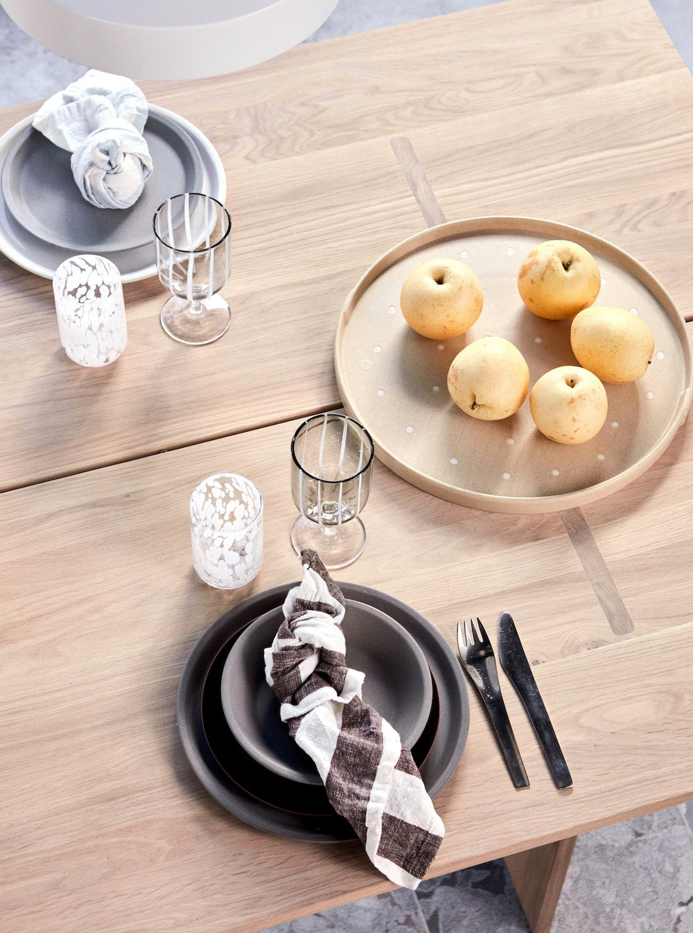 yuka deep plate set of 2 in stone 3