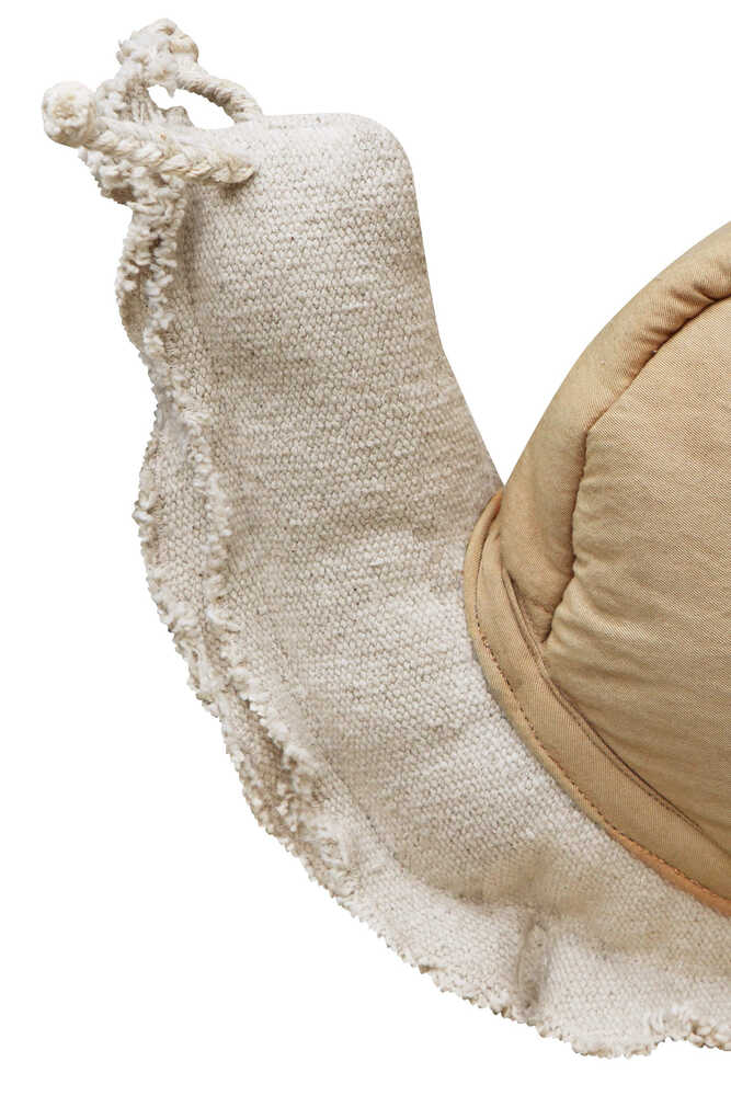 Lazy Snail Cushion