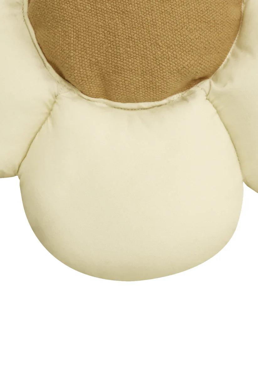 Little Daisy Cushion 3