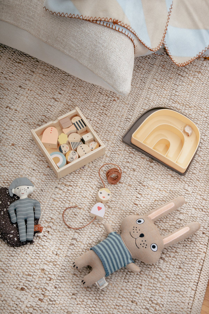 Friends & Snacks Gift Set