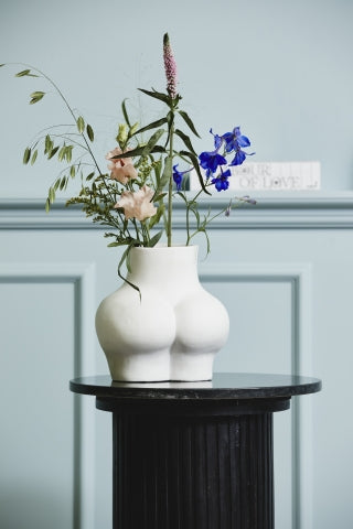 avaji lower body vase 4