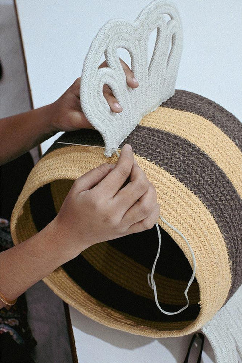Bee Basket 8