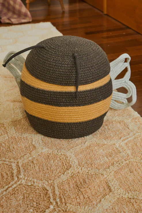 Bee Basket 13