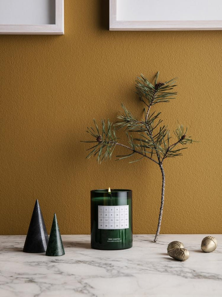 Scented Christmas Calendar Candle in Various Colors