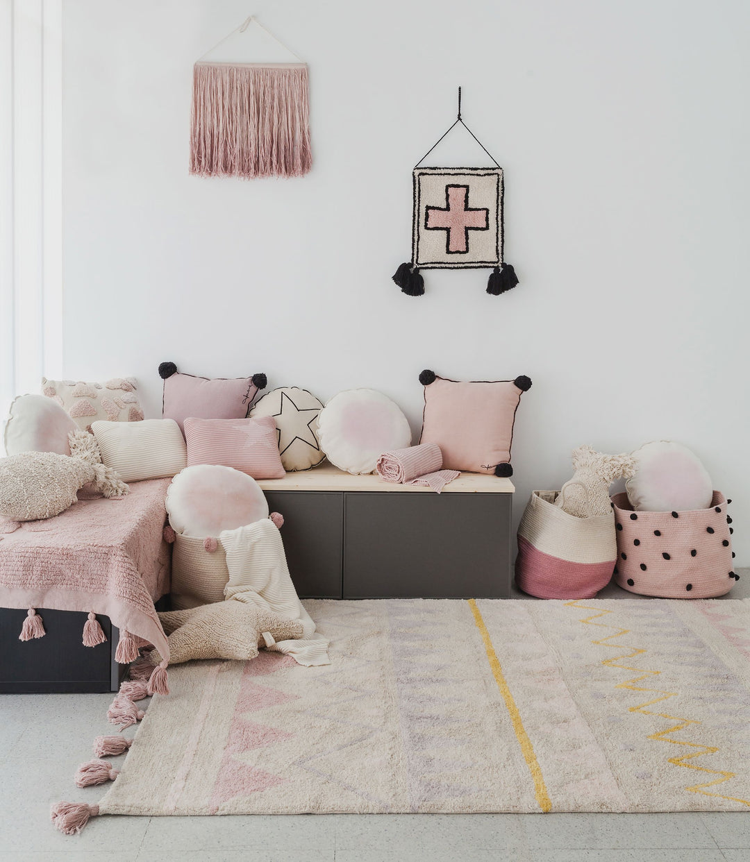 Zoco Basket in Ash Rose & Natural design by Lorena Canals