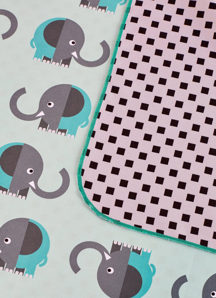 Elephants Microfiber Towel