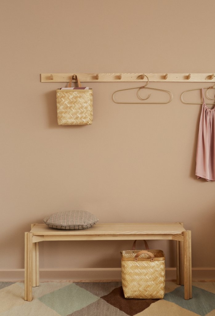 Pieni Coat Rack in Black