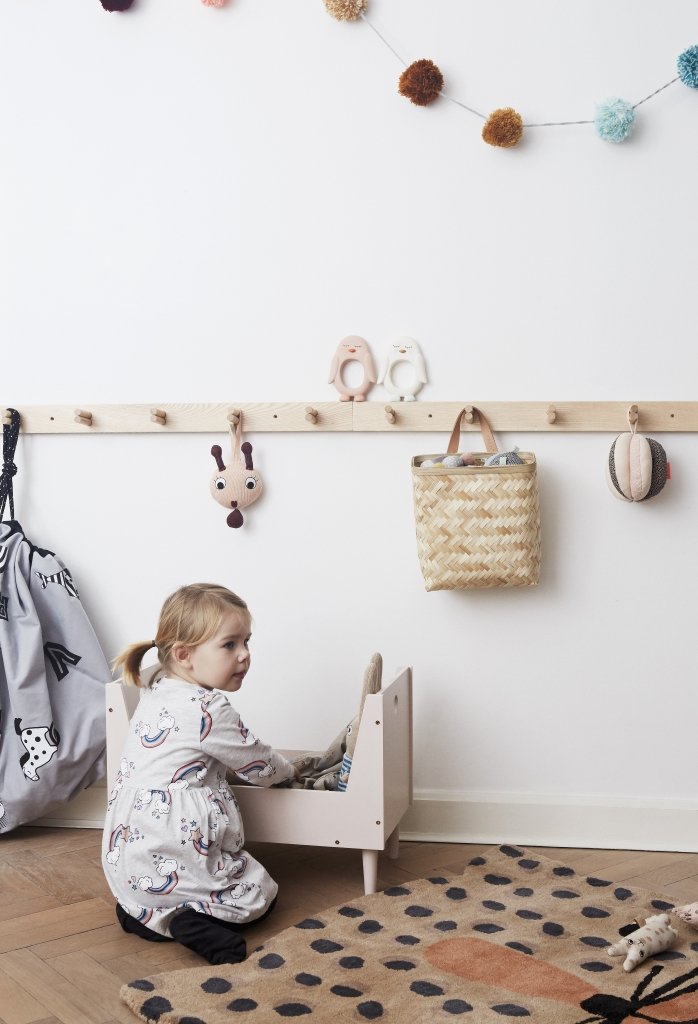 Pieni Coat Rack in Black